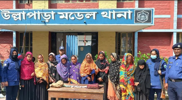 উল্লাপাড়ায় নারী চোর চক্রের দশজন গ্রেফতার